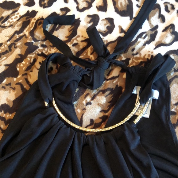 Black Cache tank top - Picture 4 of 4